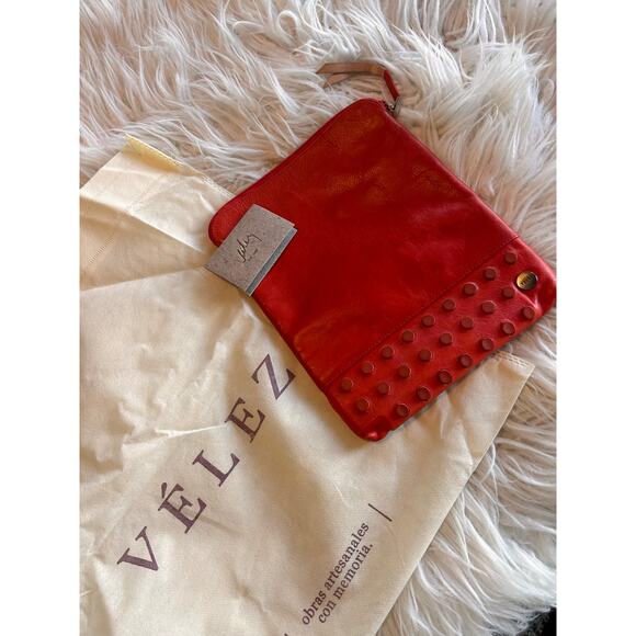 NWT Velez Women's‎ Leather Wallet Red Casual Travel - Picture 1 of 7